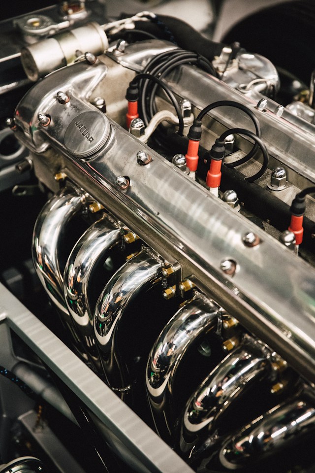 The image shows a close-up view of the internal components of an automobile engine.